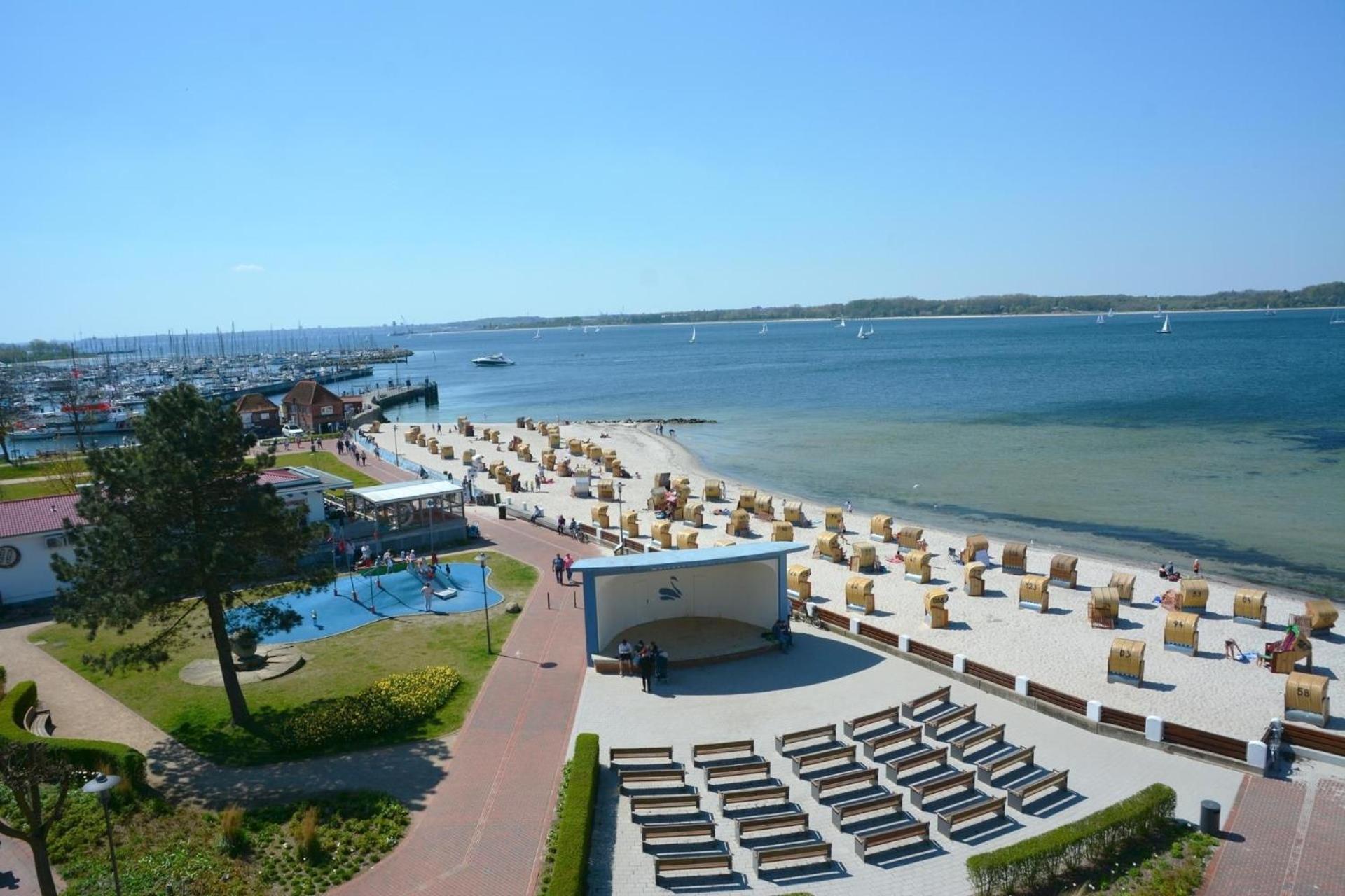Boern Brn Ankerplatz Apartment Laboe Ngoại thất bức ảnh