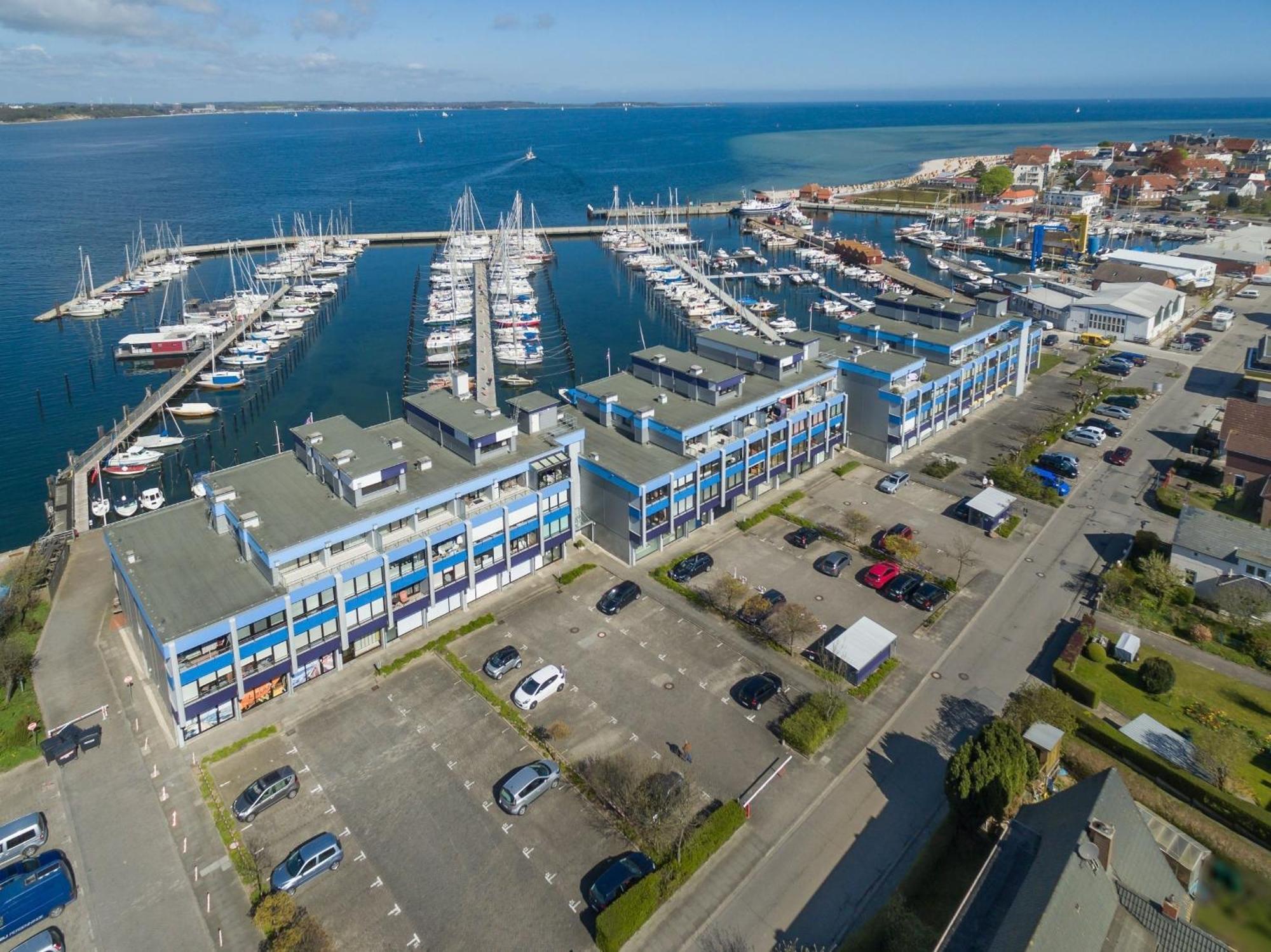 Boern Brn Ankerplatz Apartment Laboe Ngoại thất bức ảnh