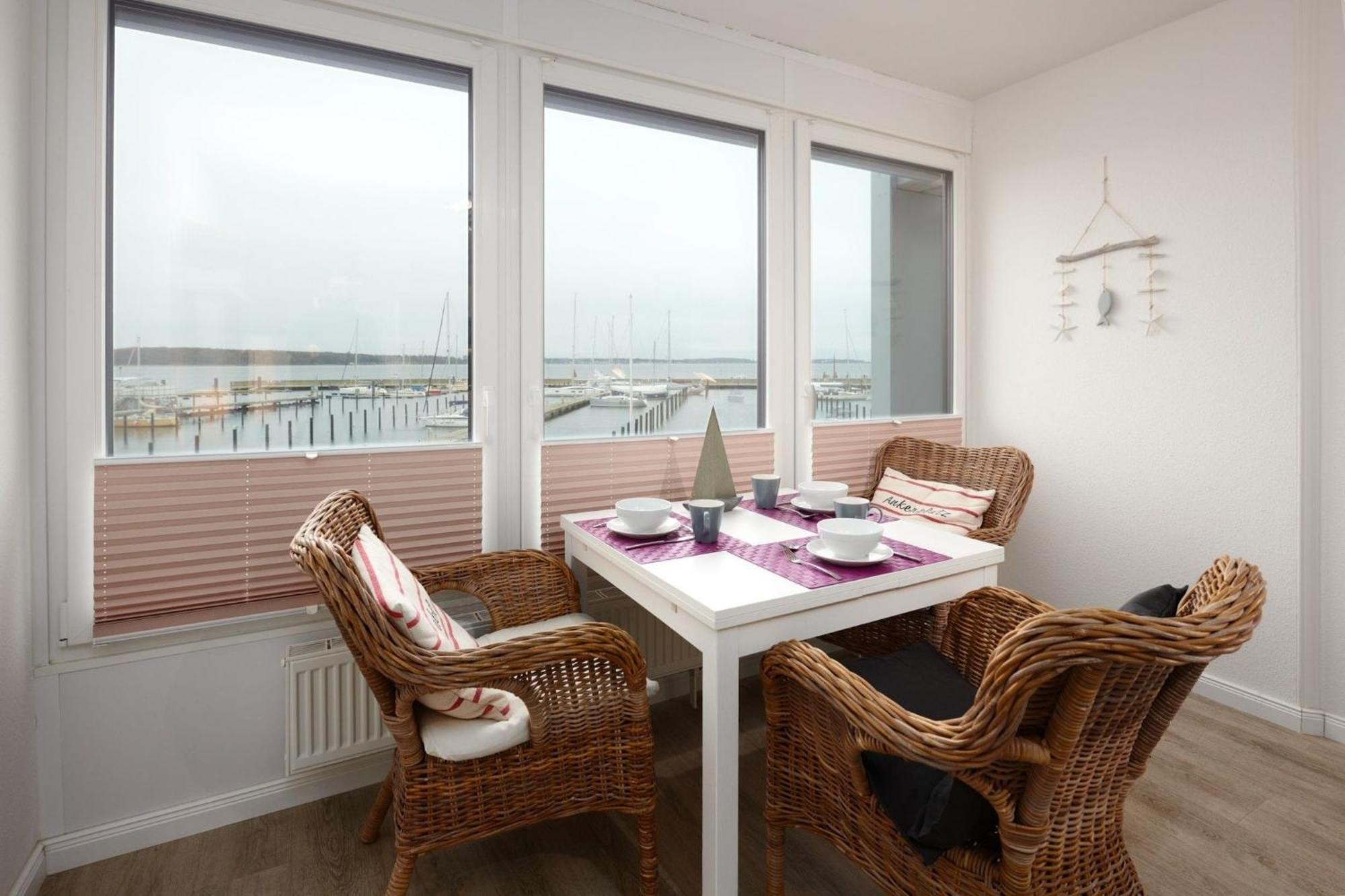 Boern Brn Ankerplatz Apartment Laboe Ngoại thất bức ảnh